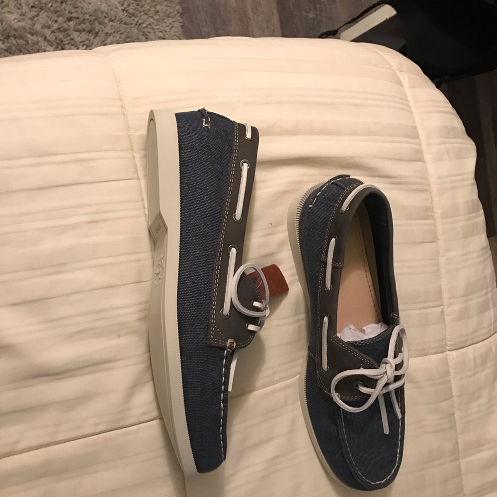 Men’s shoes - Picture 2 of 3